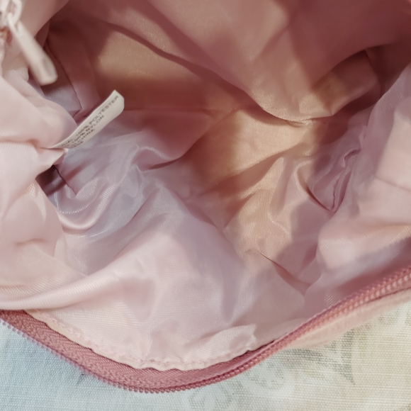 Elegant Pink Suede Shoulder Bag - Picture 4 of 4